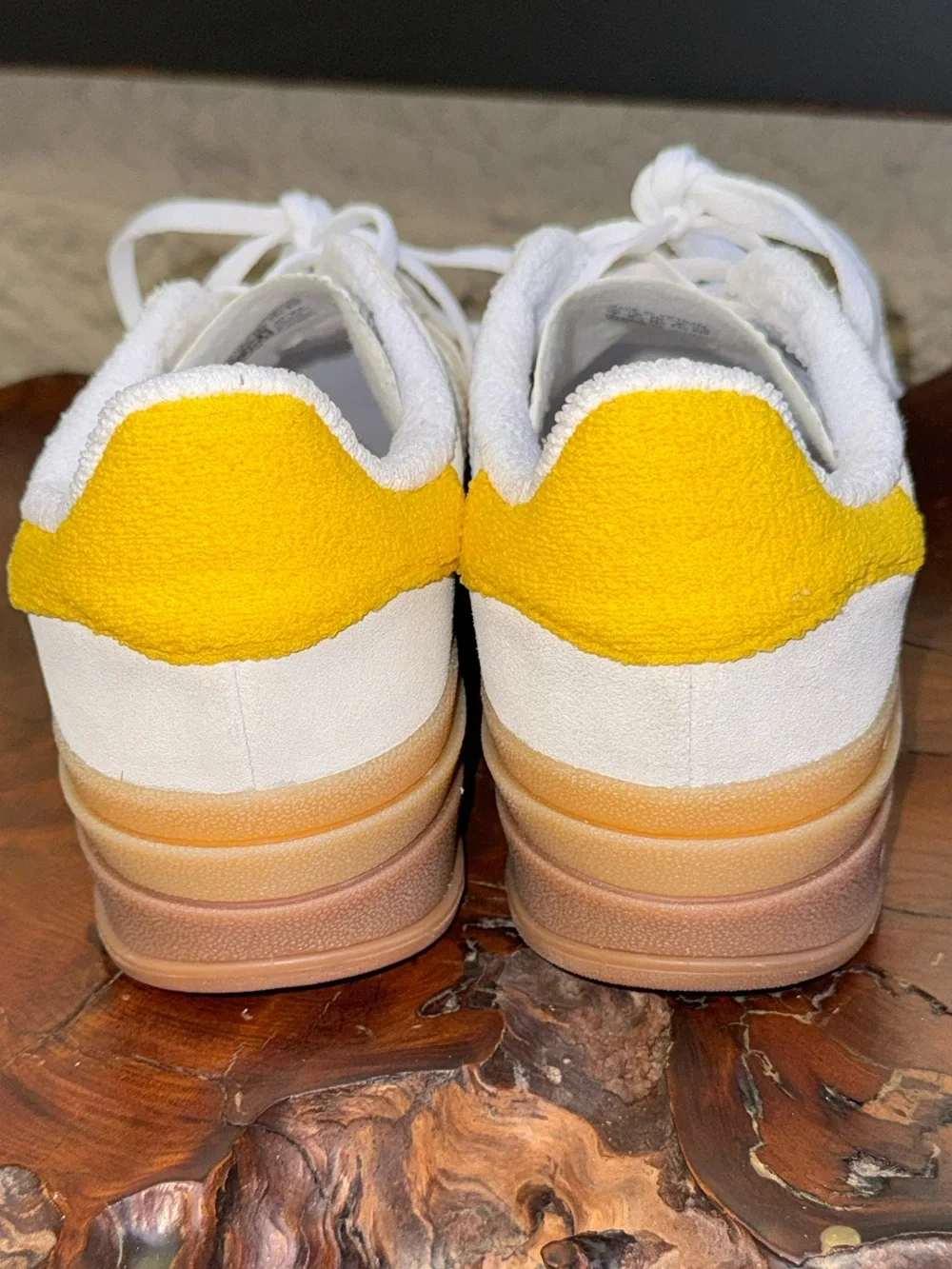 Adidas Gazelle Platform Shoes Women’s Size US 7 White Impact Yellow Gum Sole